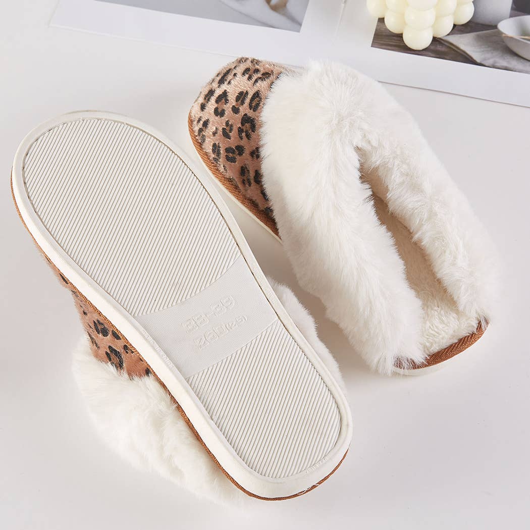 Cozy Leopard Faux Fur Lined Leopard Slippers