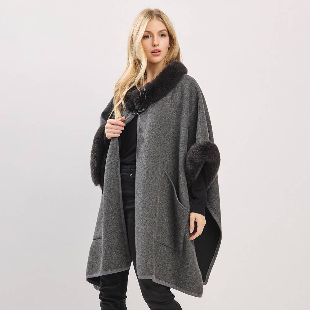 Faux Fur Trim Toggle Clasp Front Cape Wrap Poncho