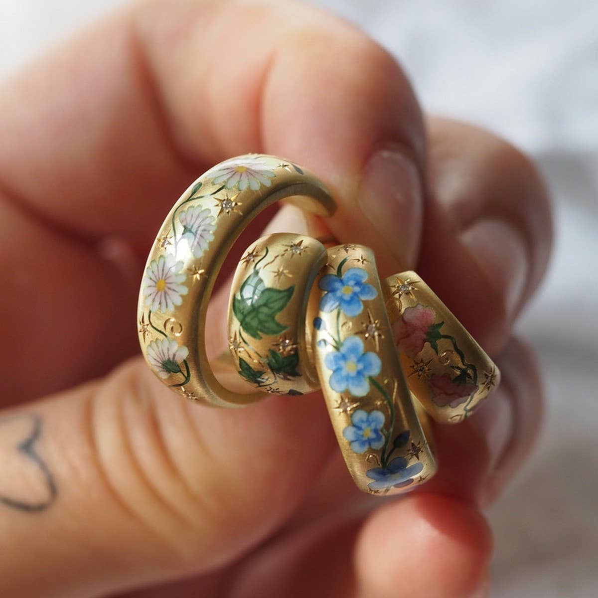 Enamel Floral Rose C Hoop Earrings Gold Stainless_CWAJE5035