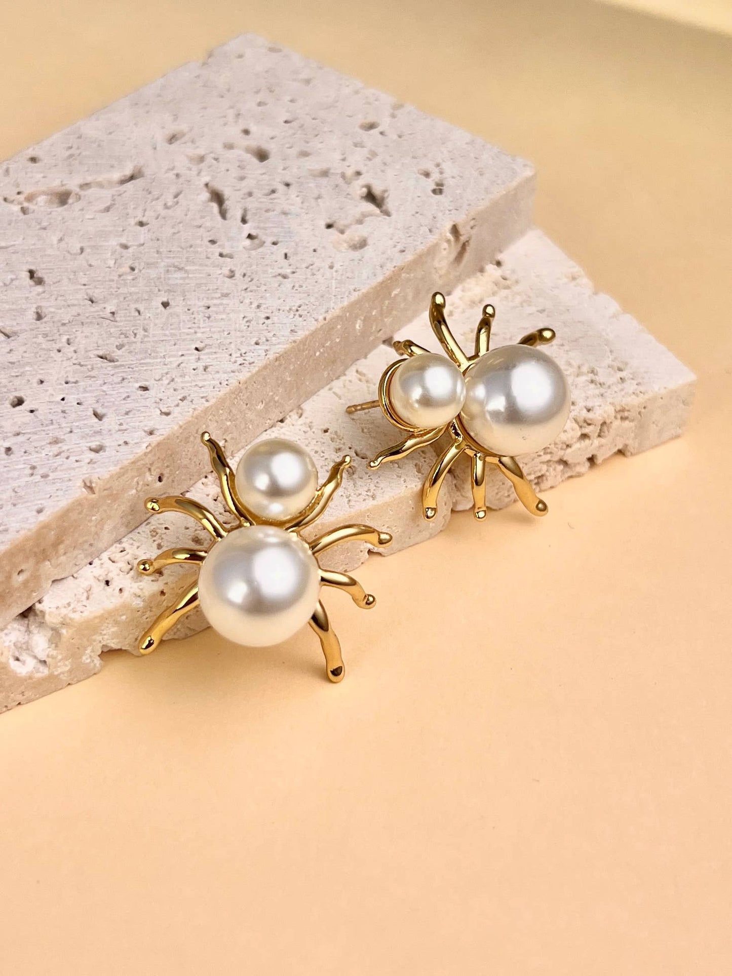 Spider Earrings with Stainless Steel Pearl