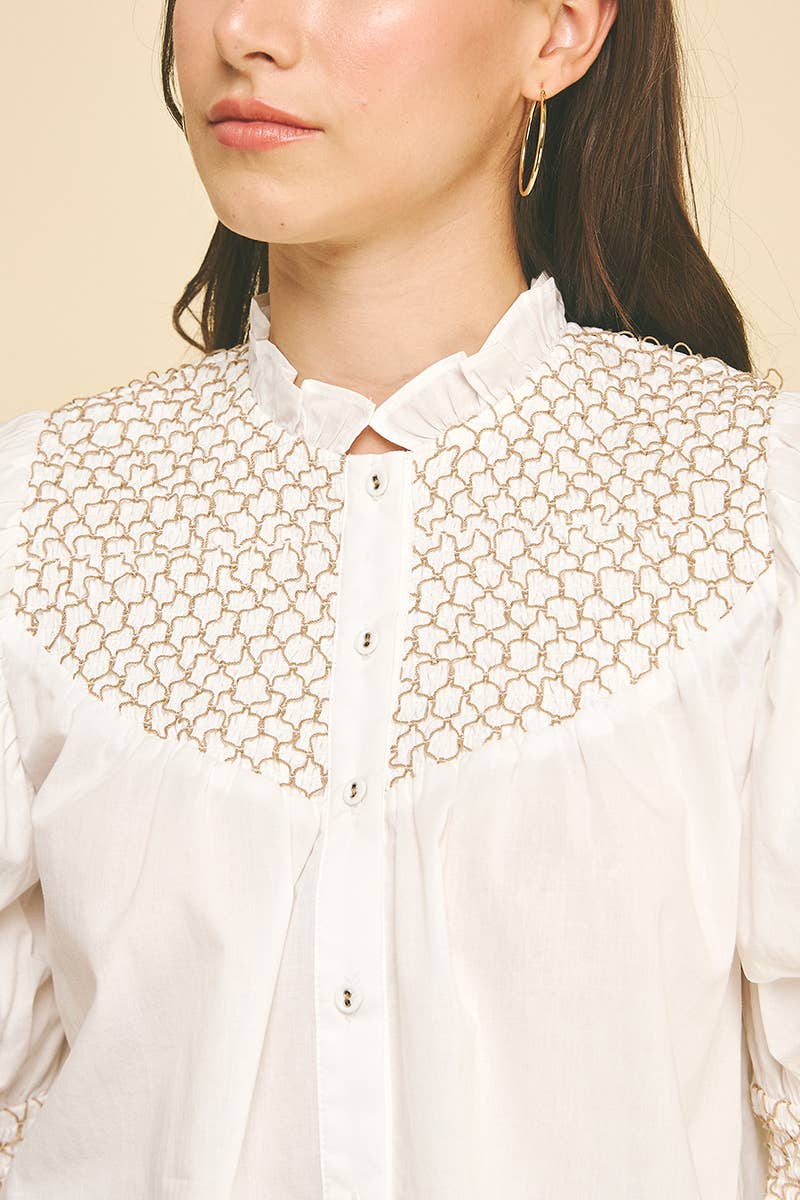 EMBROIDERED BUTTON DOWN TOP