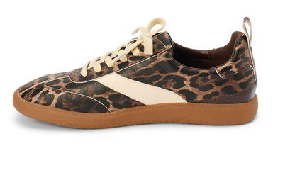 Wylder low-top sneaker