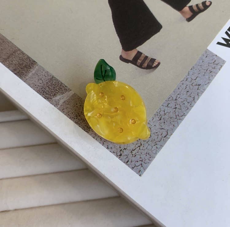 Assorted Adorable Mini Fruit Hair Claws (DEKARI)