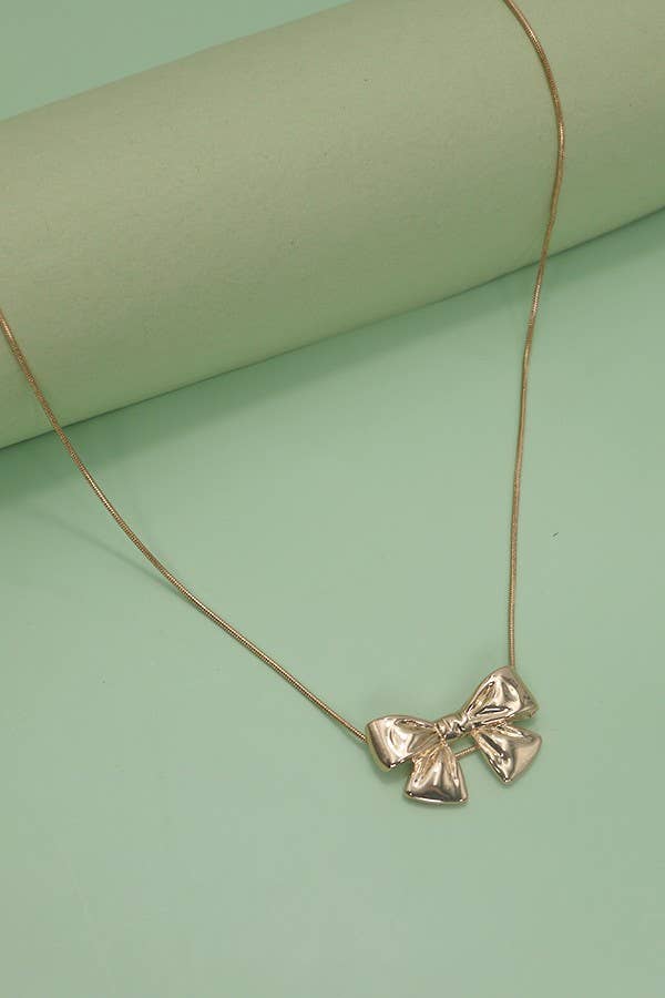 Classic Bow Necklace