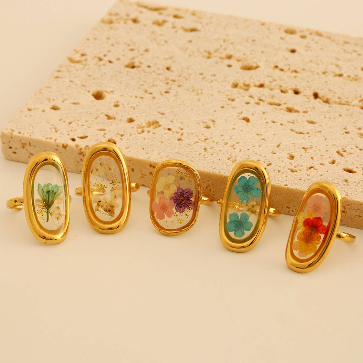Adjustable Open Ring with Dried Flowers