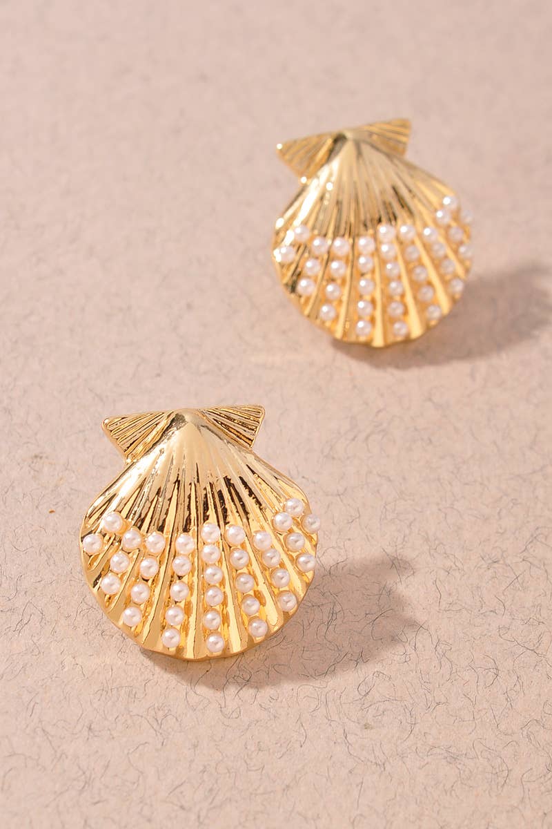 SHELL PEARL STUD EARRINGS