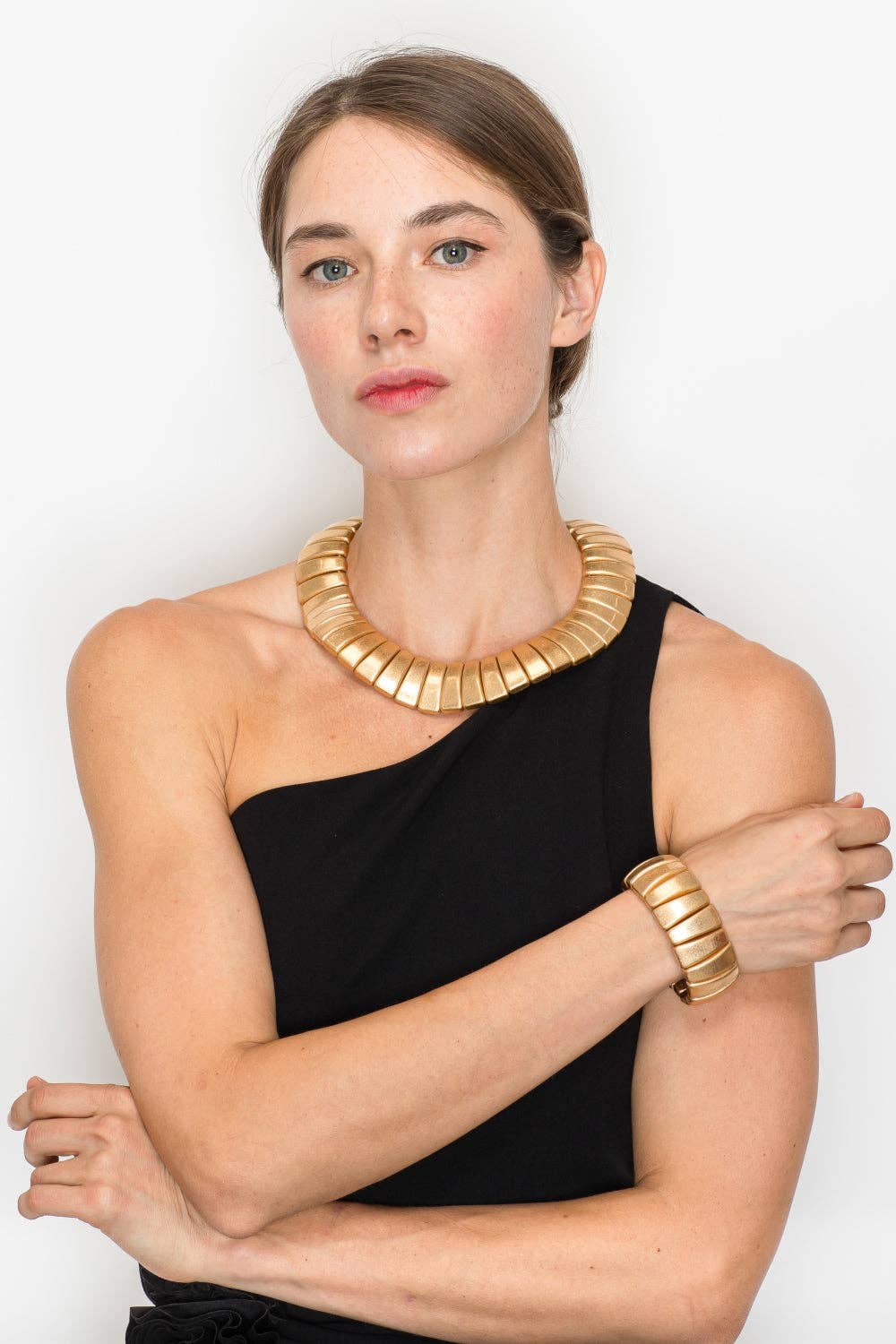 Vintage Metal Domed Shaped Ccb Short Necklace