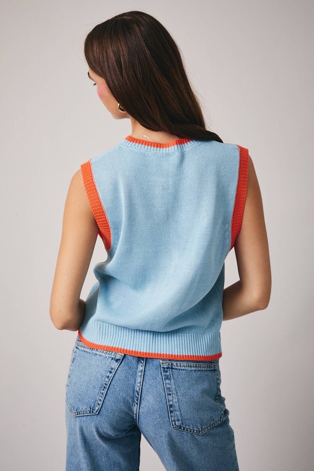 FISH GRAPHIC SWEATER