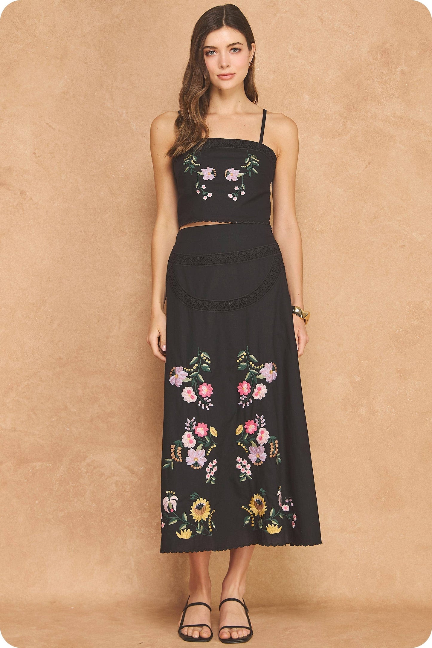 Embroidered Floral Lace Detail  Set