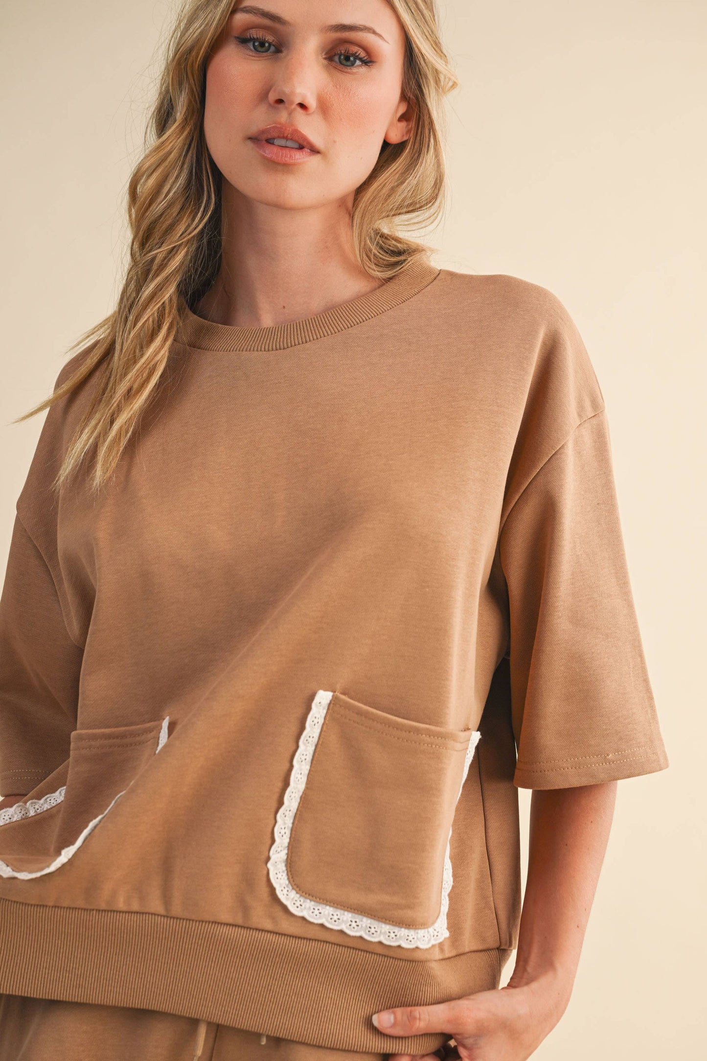 EYELET LACE DETAIL SET