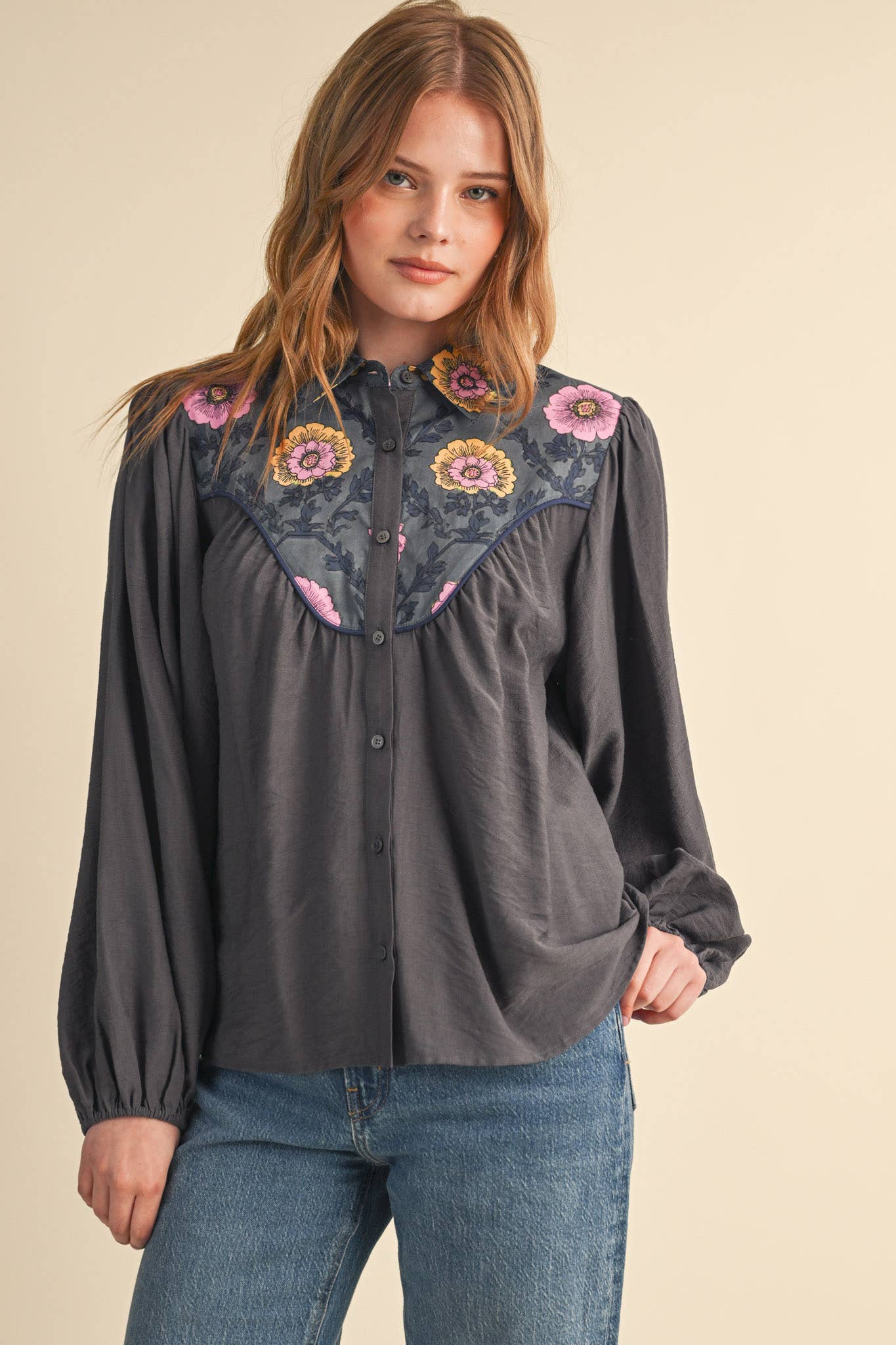 YOKE BUTTON UP TOP