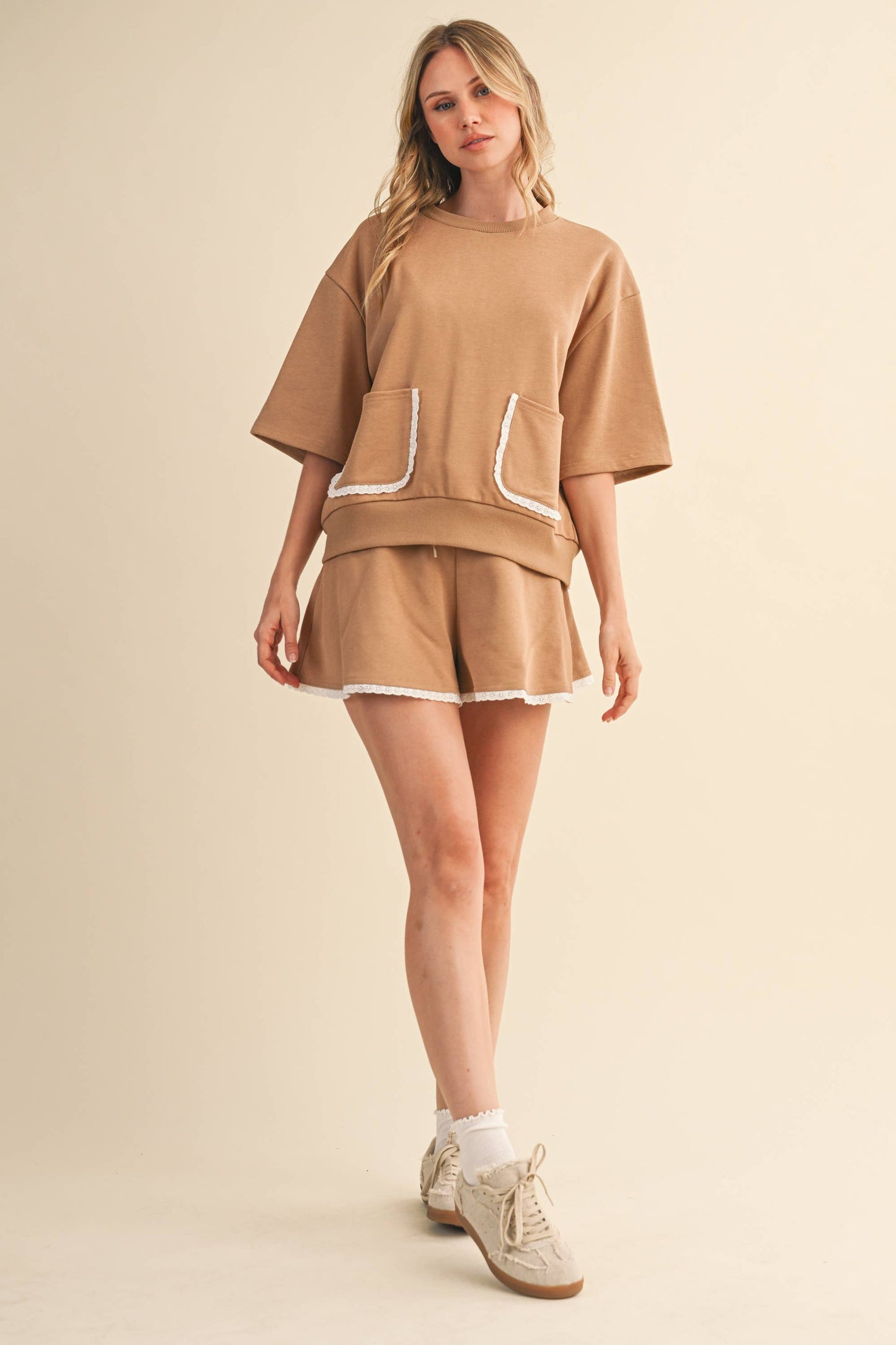 EYELET LACE DETAIL SET