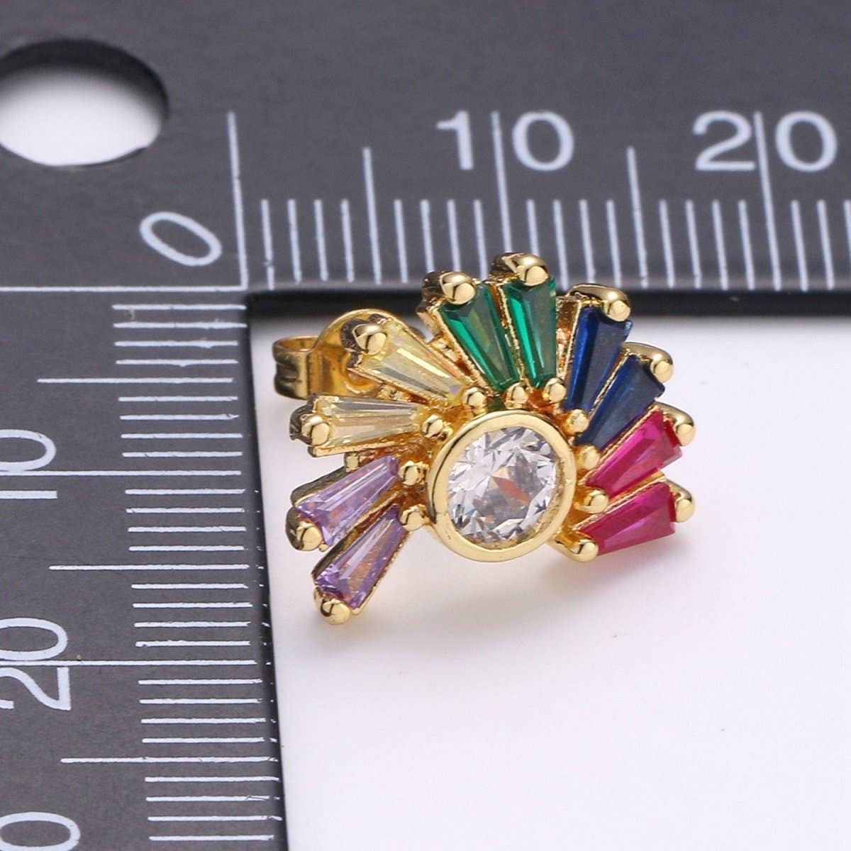 Rainbow stud