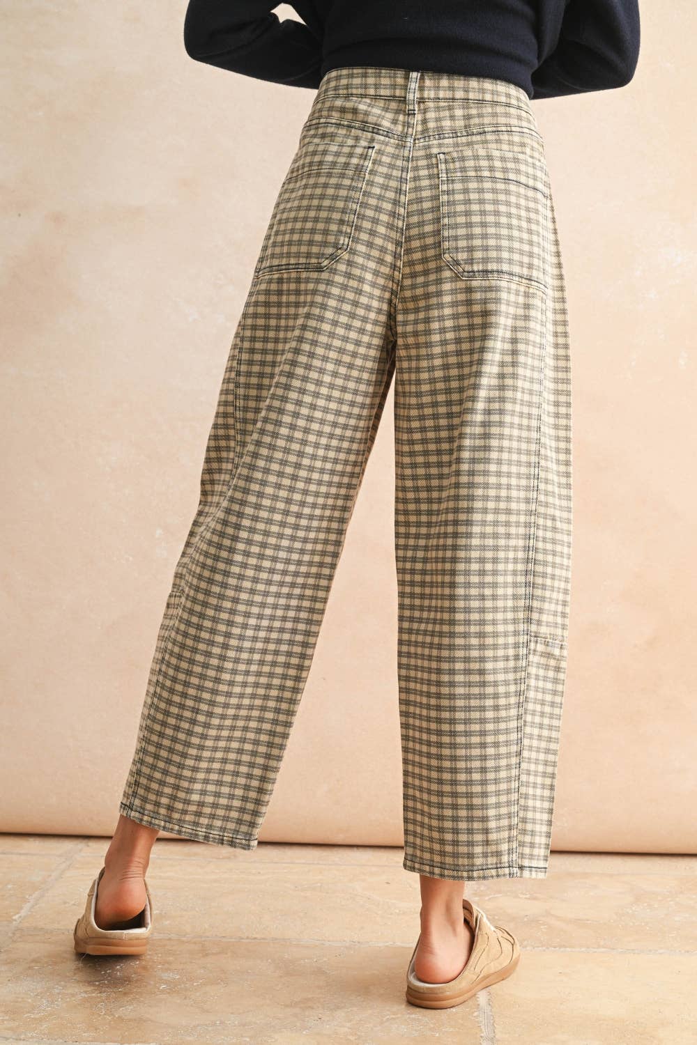 MINI CHECKER PATTERN BARREL PANT