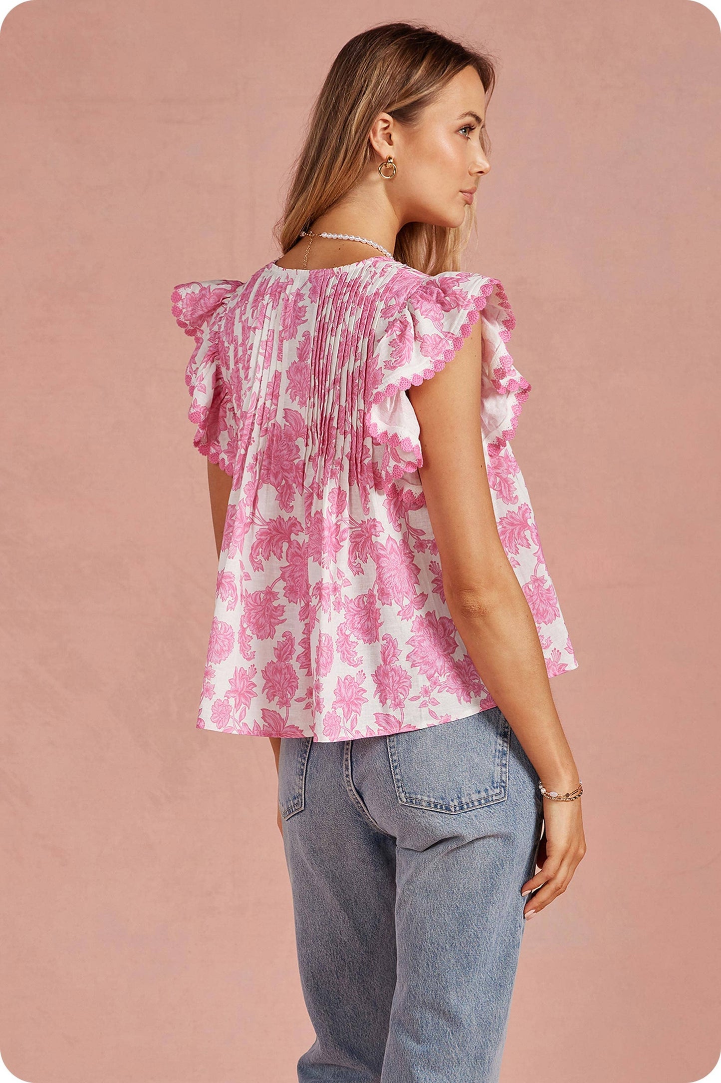 Botanical Garden Pintuck Detail Ruffle Sleeve Top