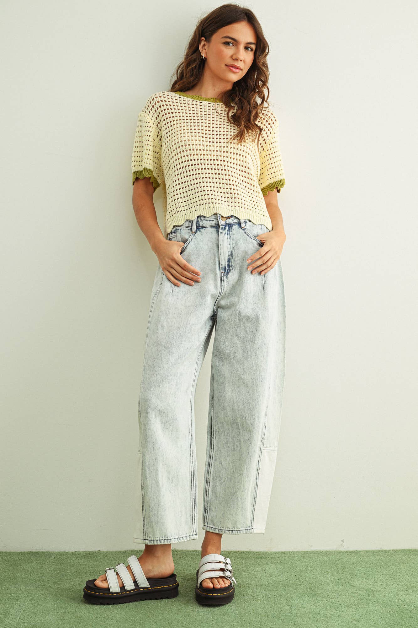 SCALLOPED DETAIL KNITTED TOP