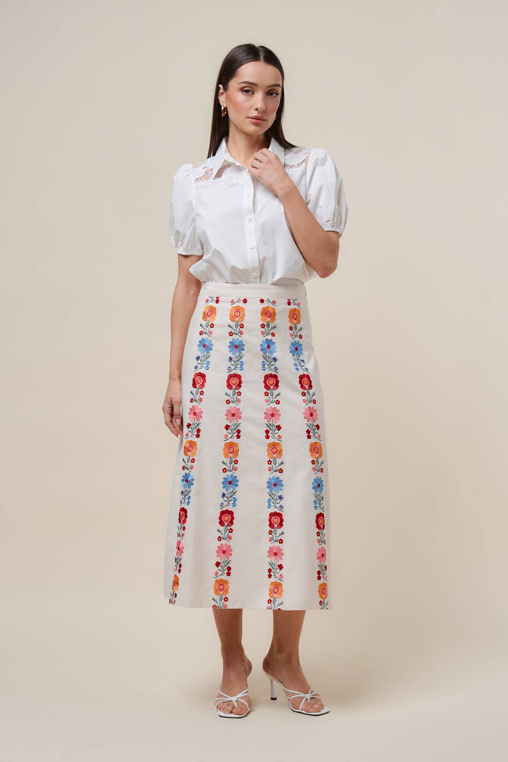 Floral embroidered skirt
