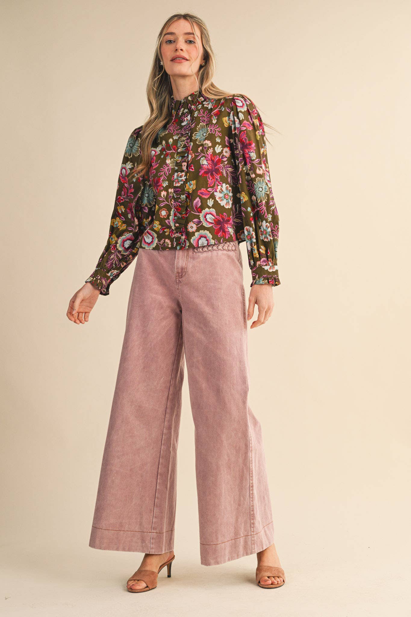 EXCLUSIVE FLORAL PRINT RUFFLED BUTTON DOWN TOP