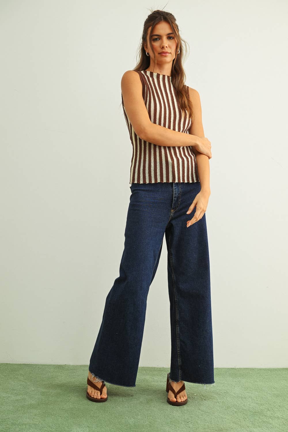 COLOR BLOCKED KNIT TOP