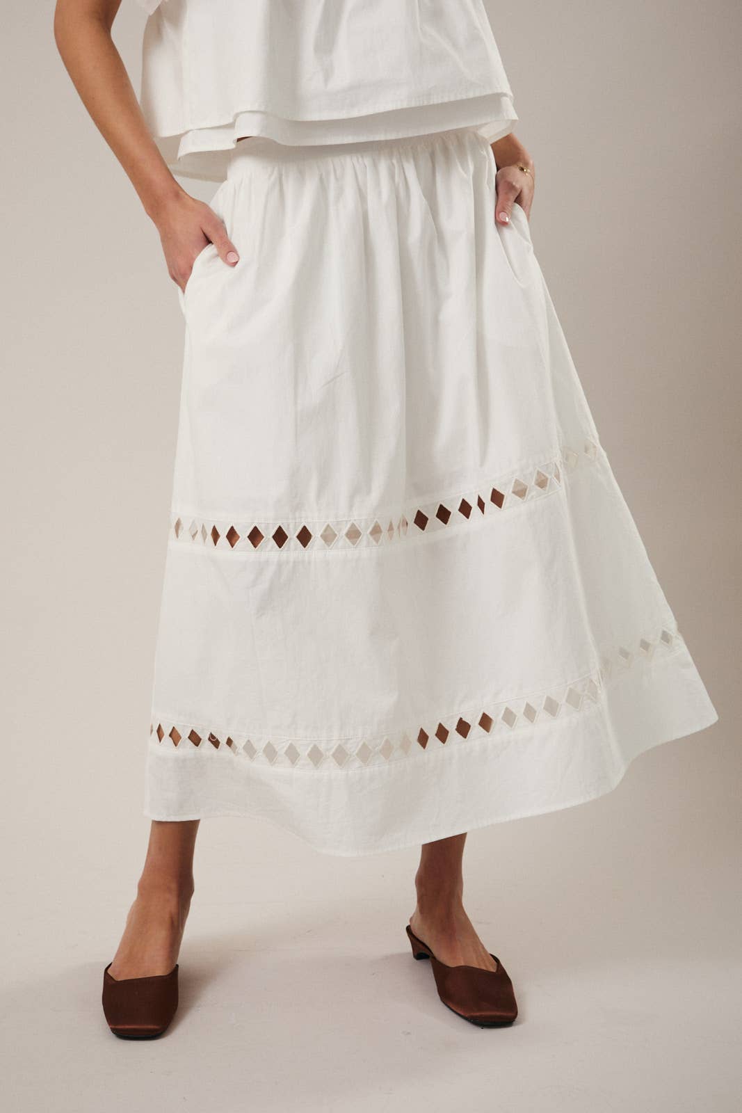 CUT OUT MIDI SKIRT