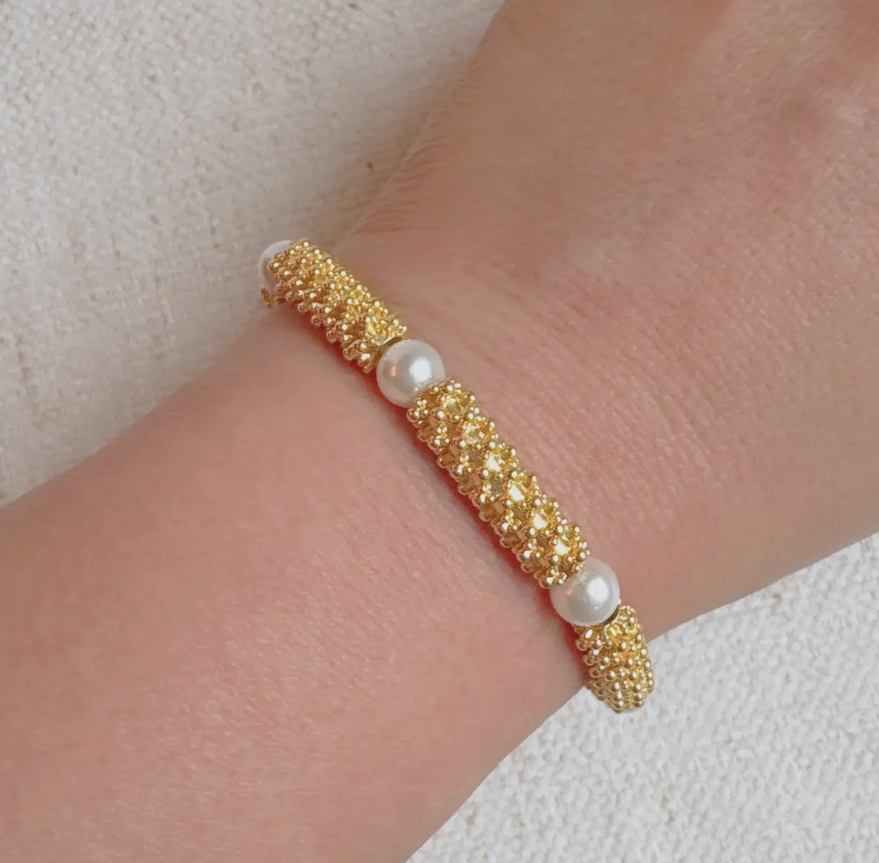 Chris Pearl Bracelet