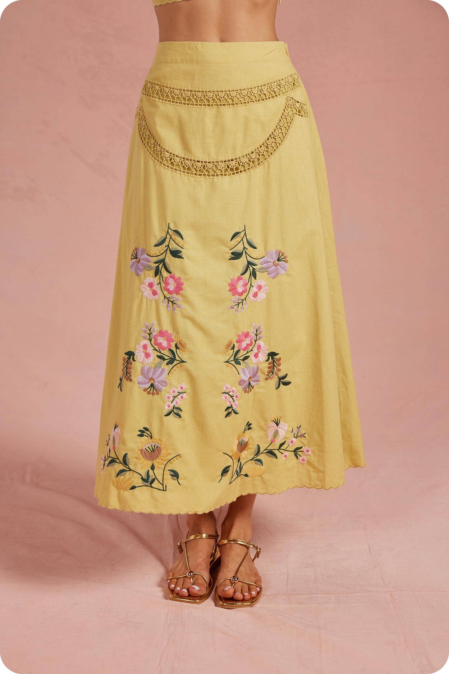 Embroidered Floral Lace Detail  Set