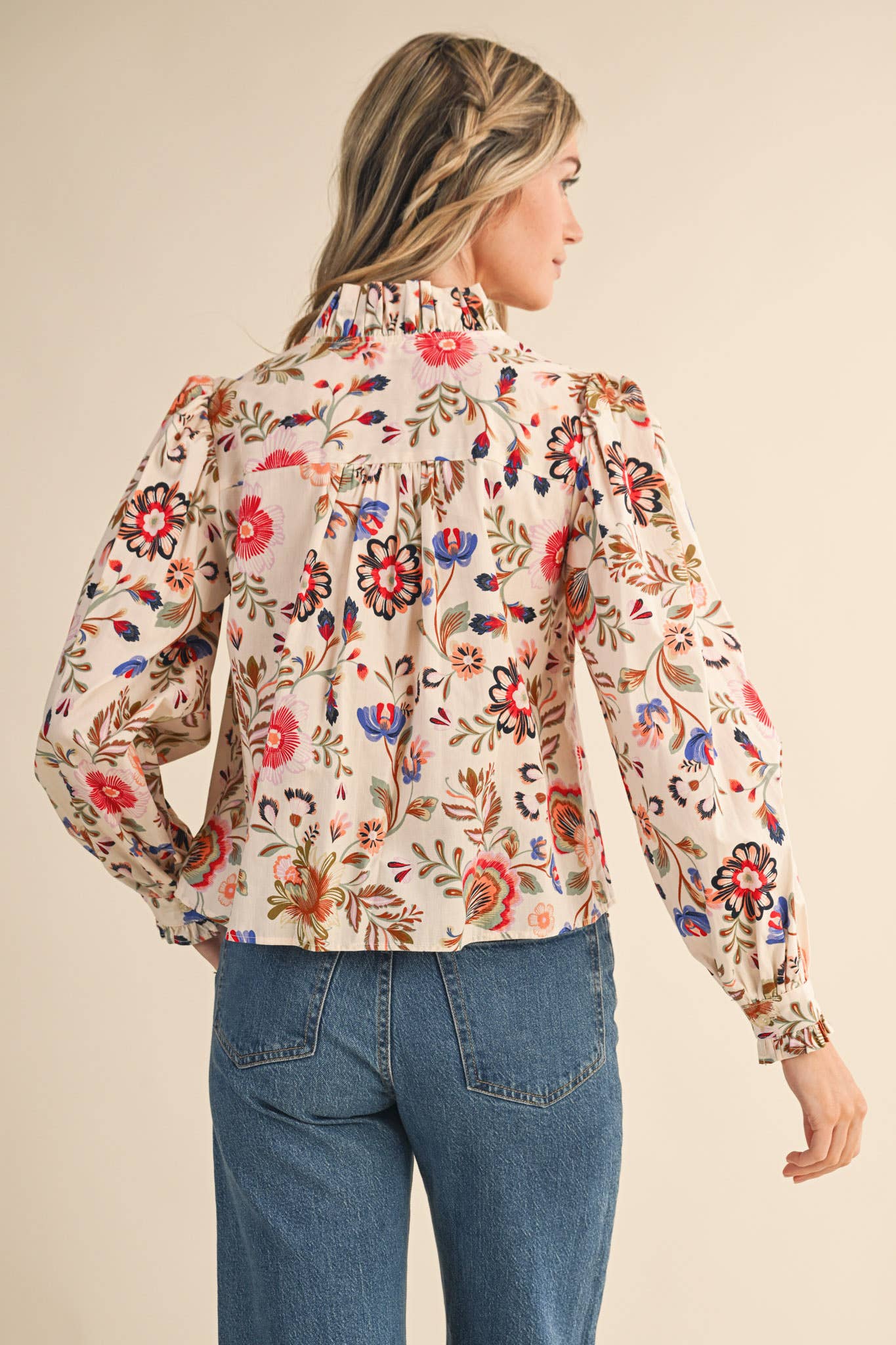 EXCLUSIVE FLORAL PRINT RUFFLED BUTTON DOWN TOP