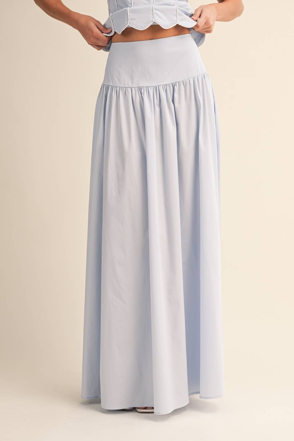 SCALLOPED EDGE TOP &MAXI SKIRT