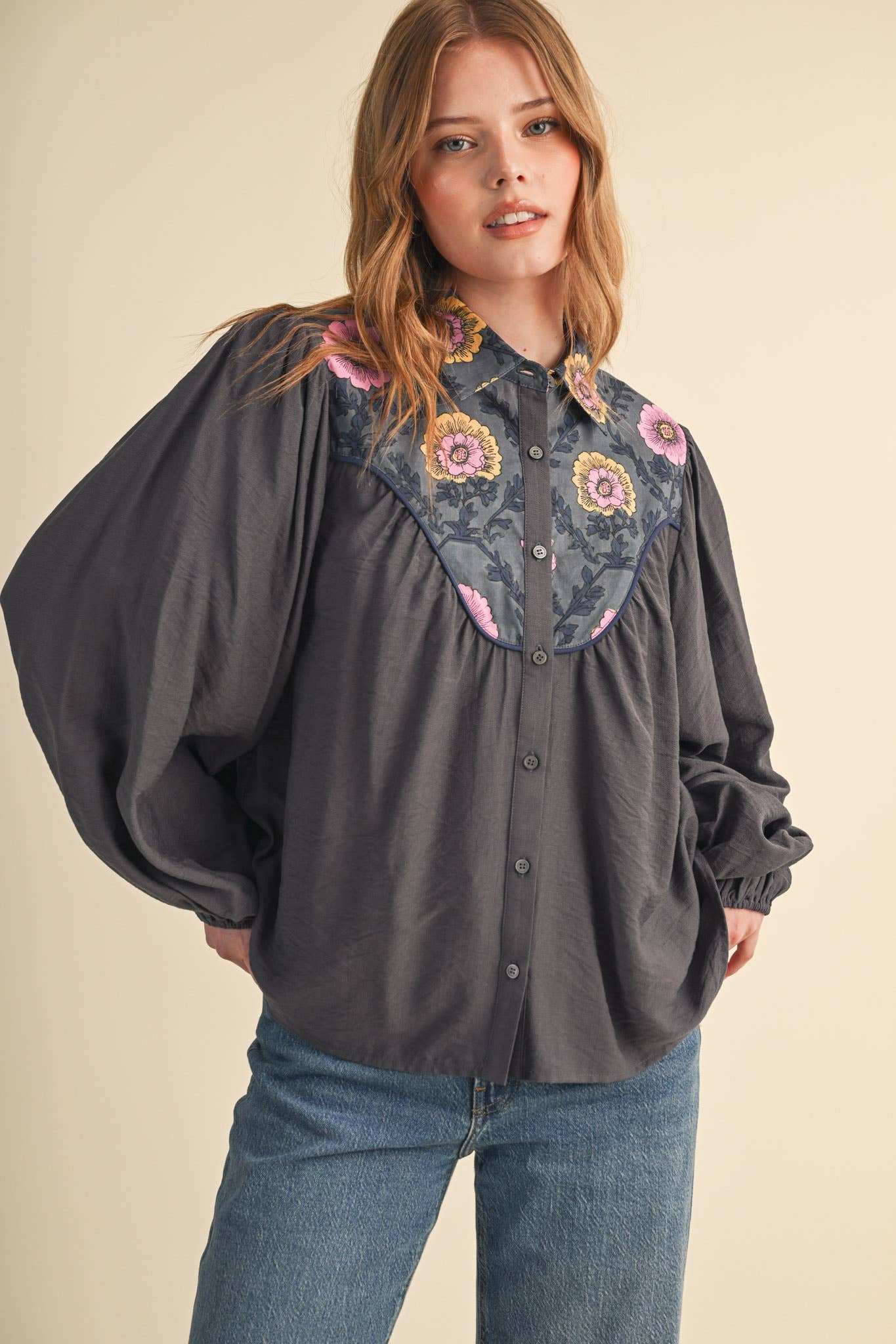 YOKE BUTTON UP TOP