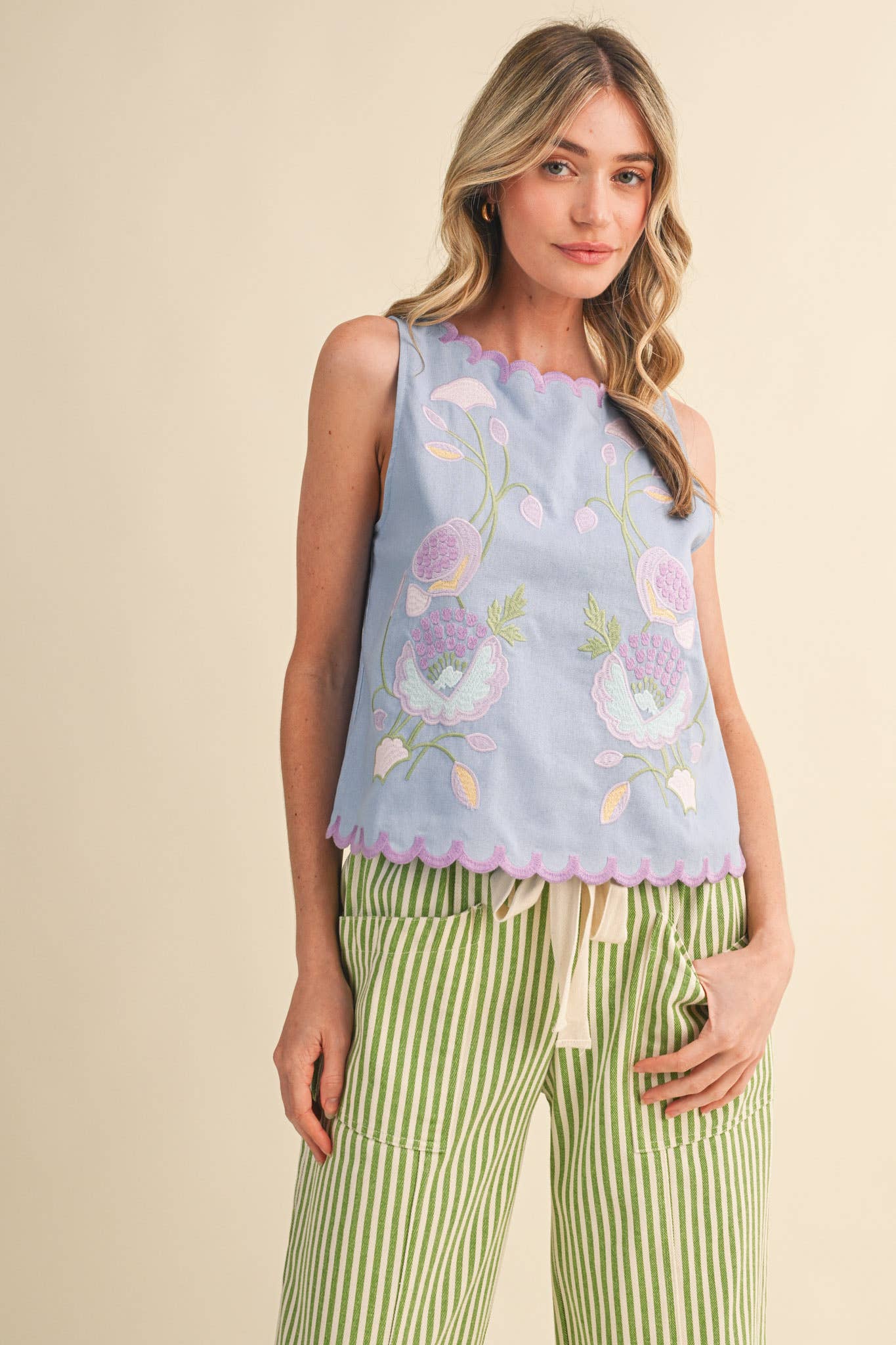 SCALLOPED TANK