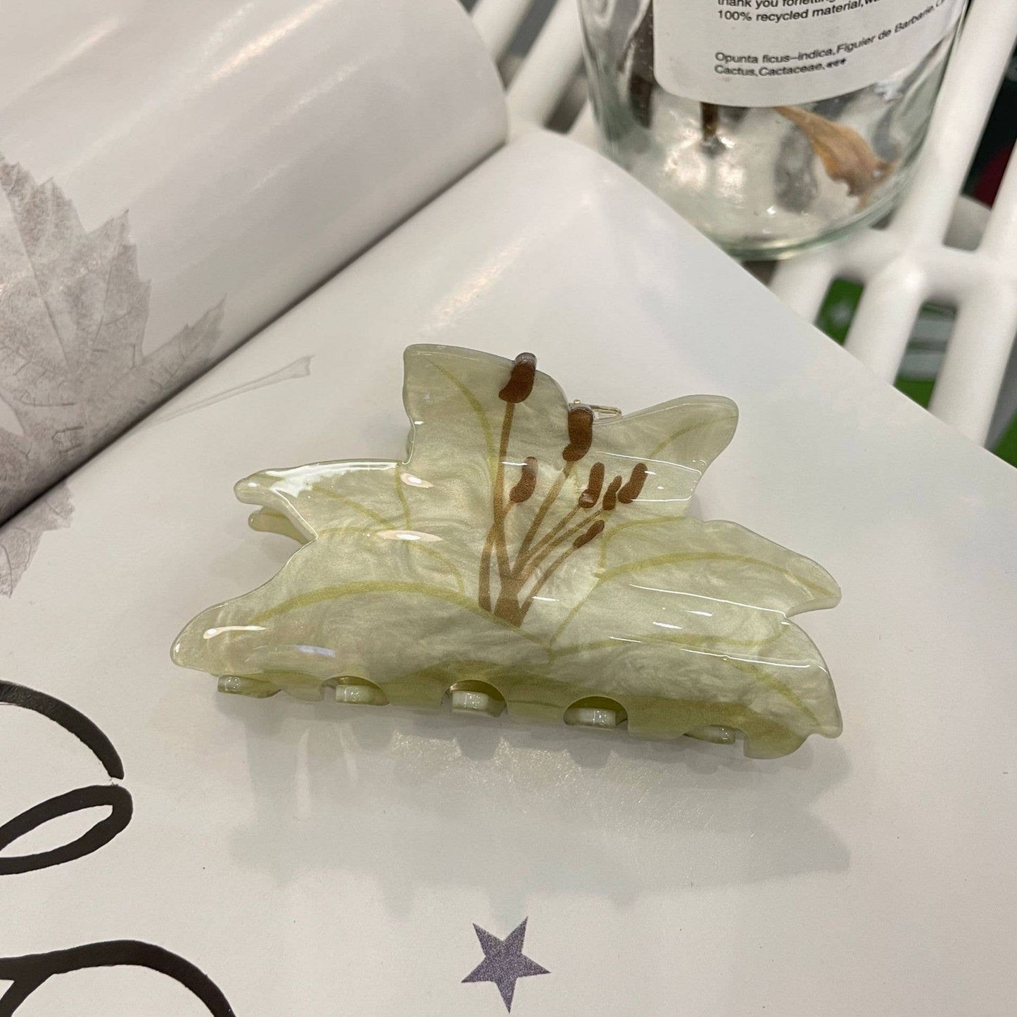 Dopamine-Style Floral Hair Clip Holiday Hair Accessory