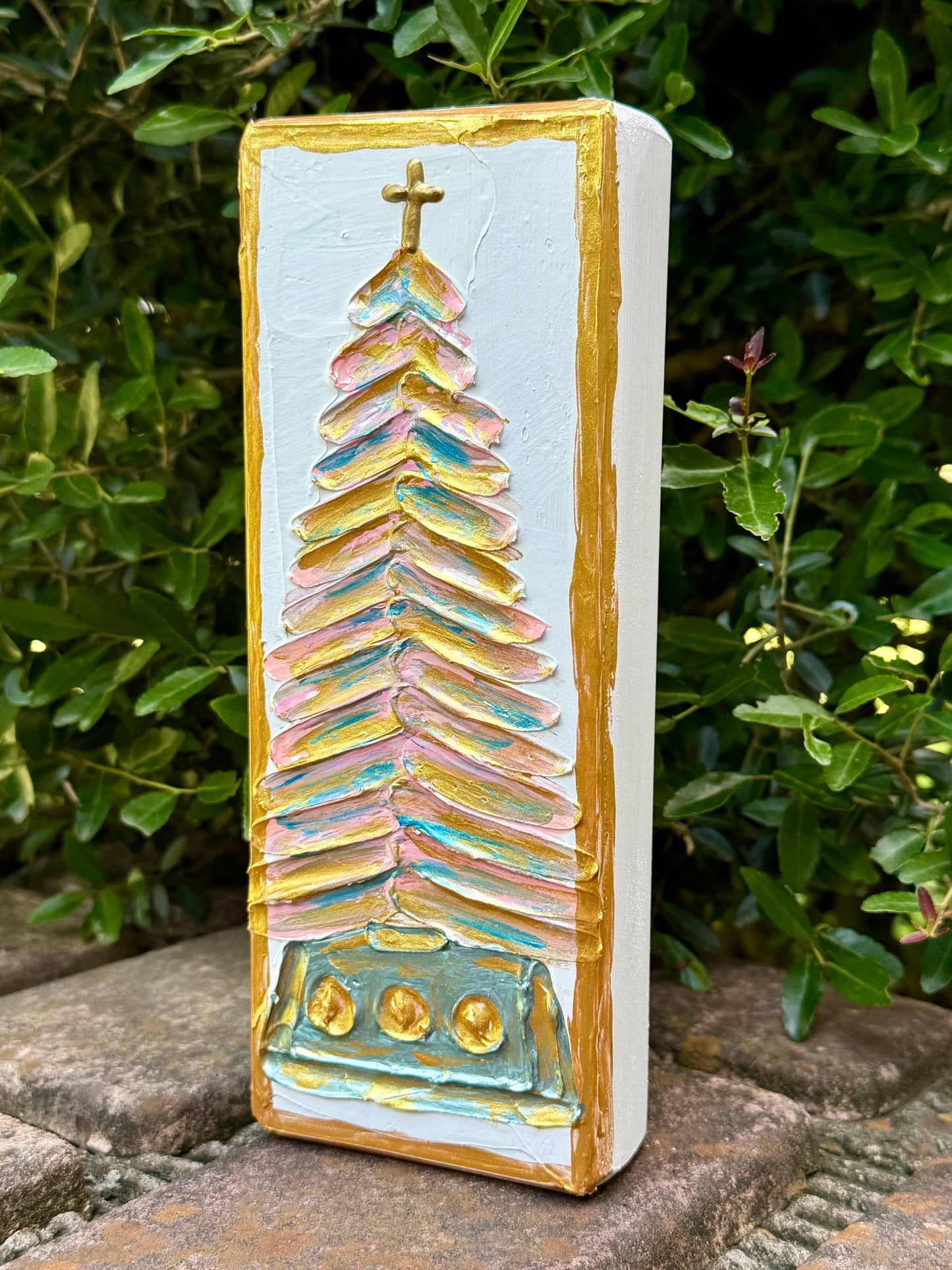 Textured Christmas tree art block