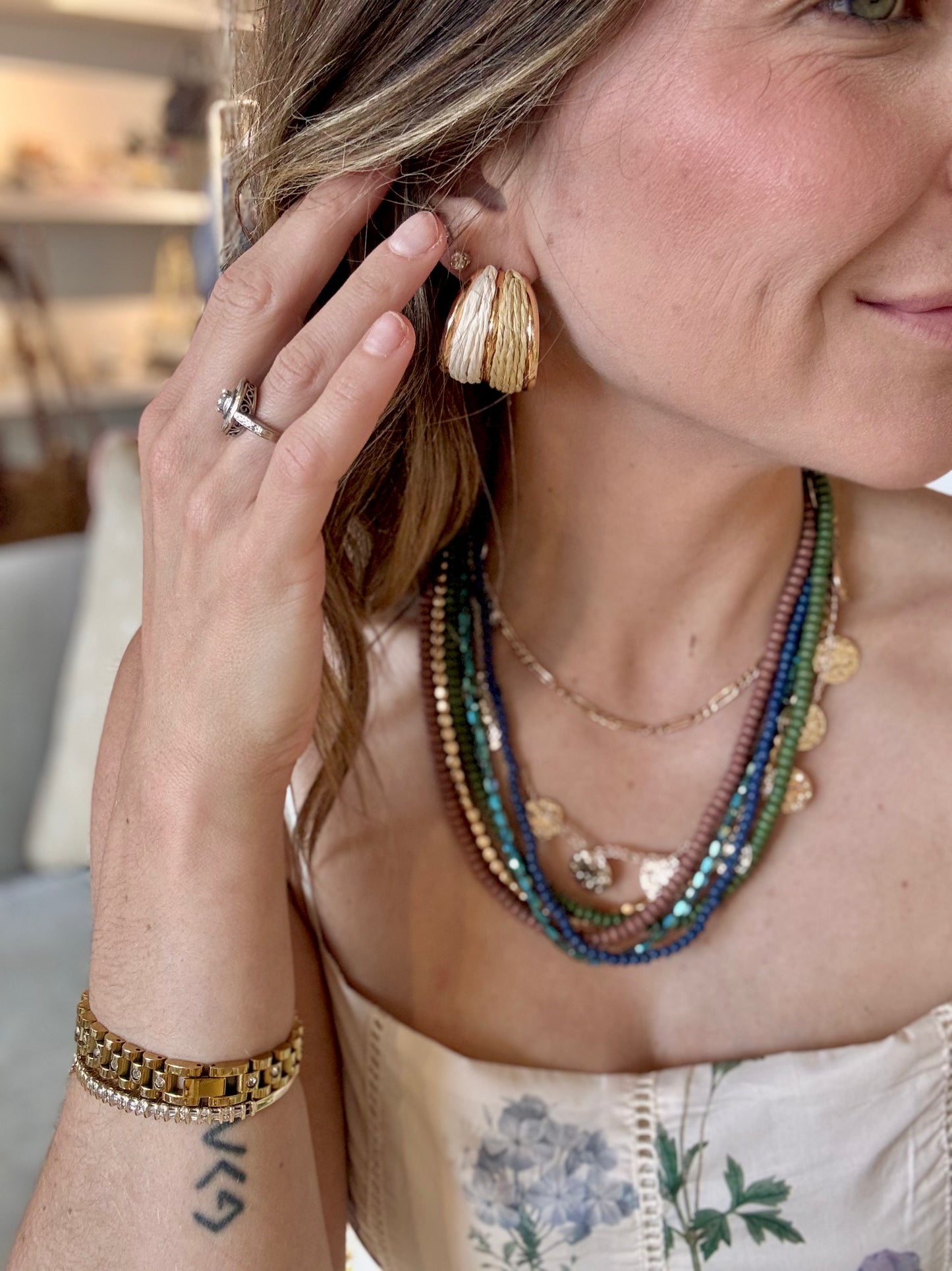 TWO TONE STRAW HOOP EARRINGS