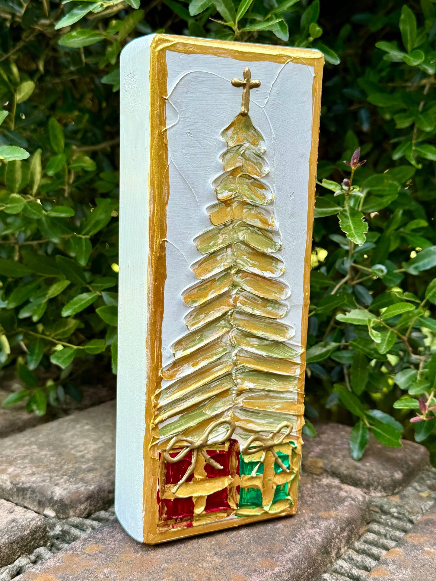 Textured Christmas tree art block