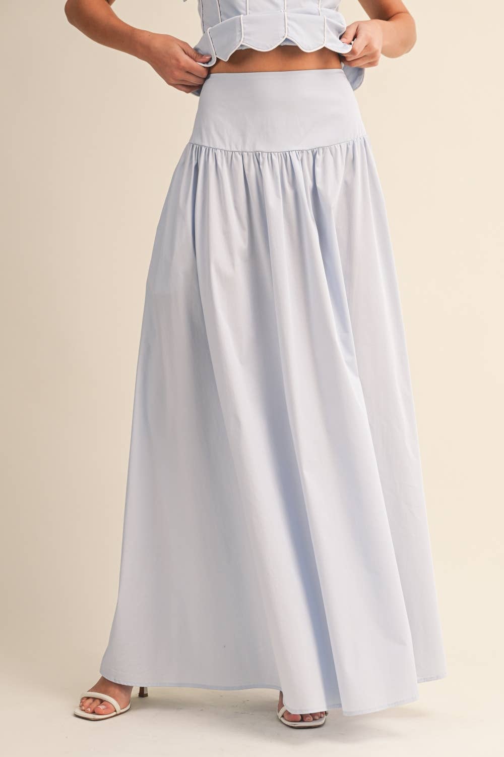 SCALLOPED EDGE TOP &MAXI SKIRT