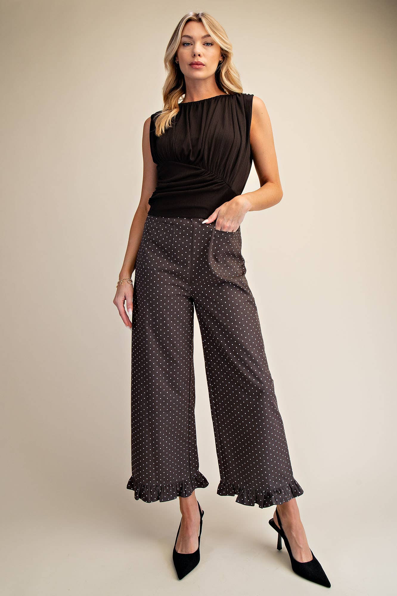 Gathered Detailed Sleeveless Top *More Colors*