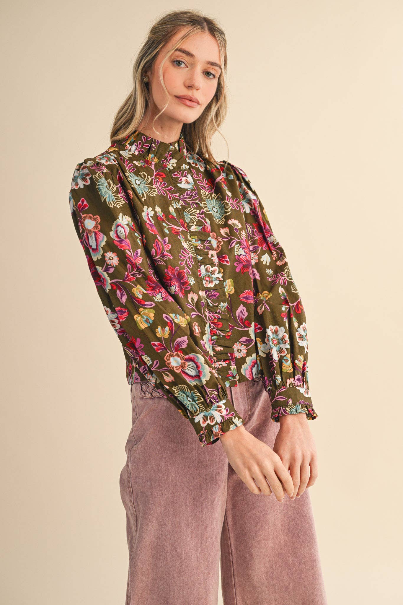EXCLUSIVE FLORAL PRINT RUFFLED BUTTON DOWN TOP