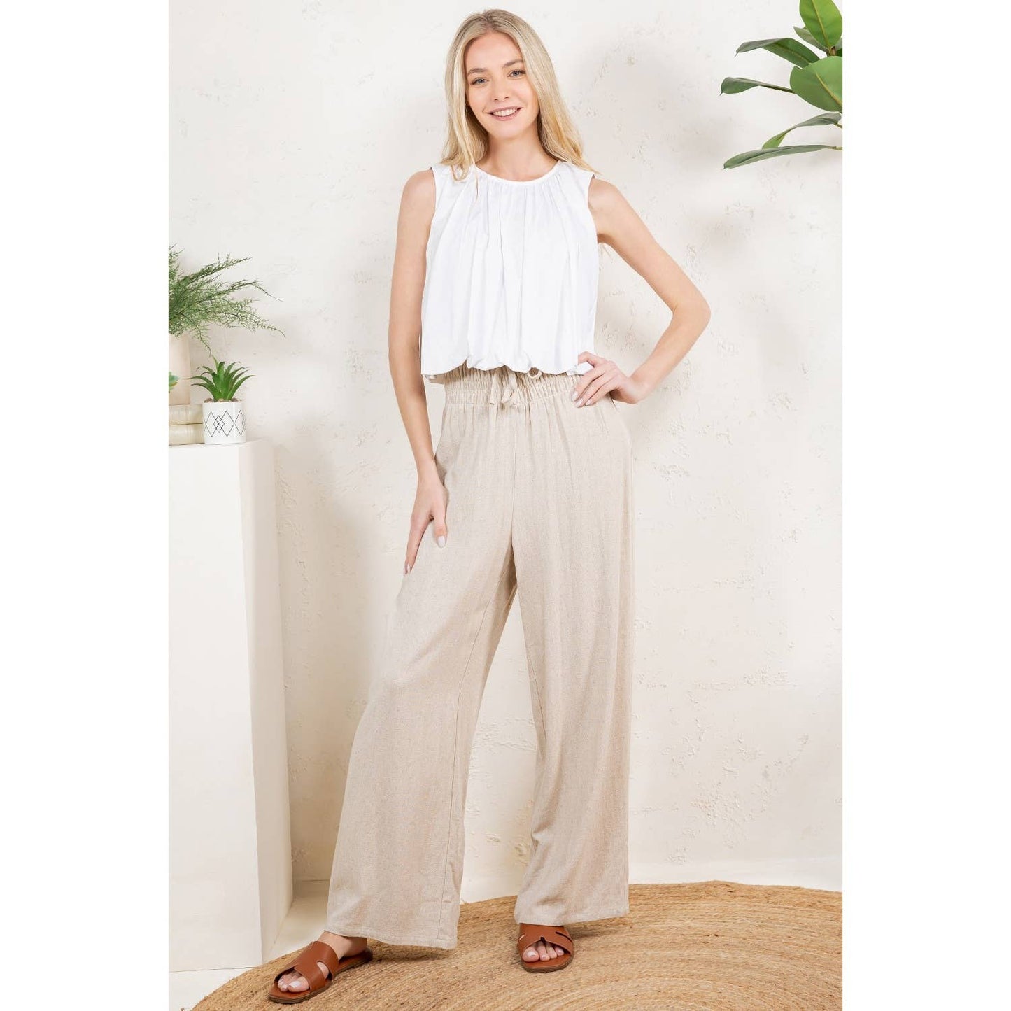Pleated Sleeveless Bubble Hem Top