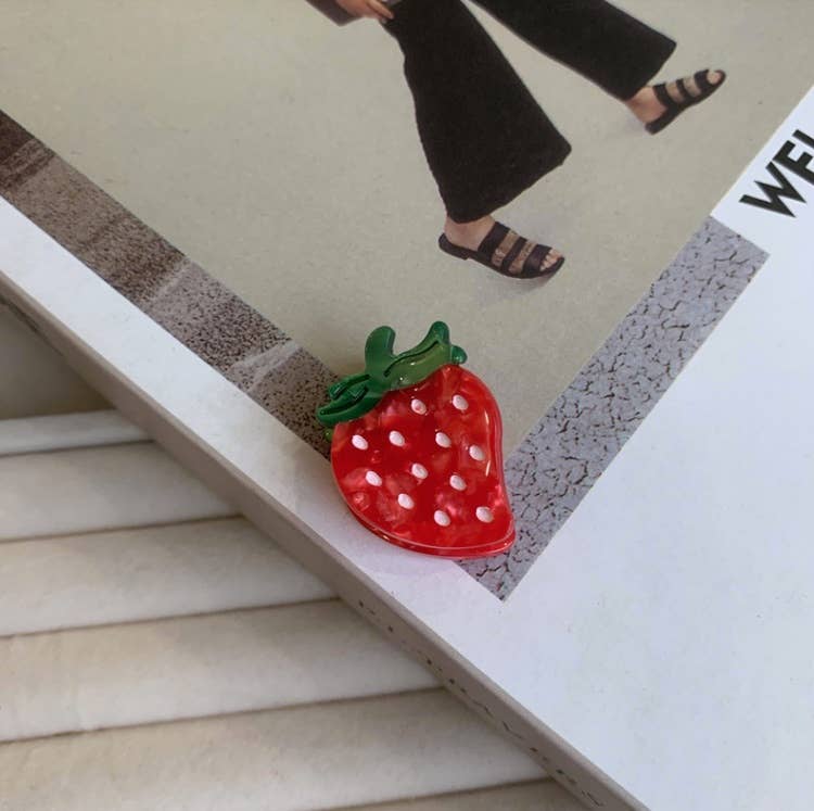 Assorted Adorable Mini Fruit Hair Claws (DEKARI)