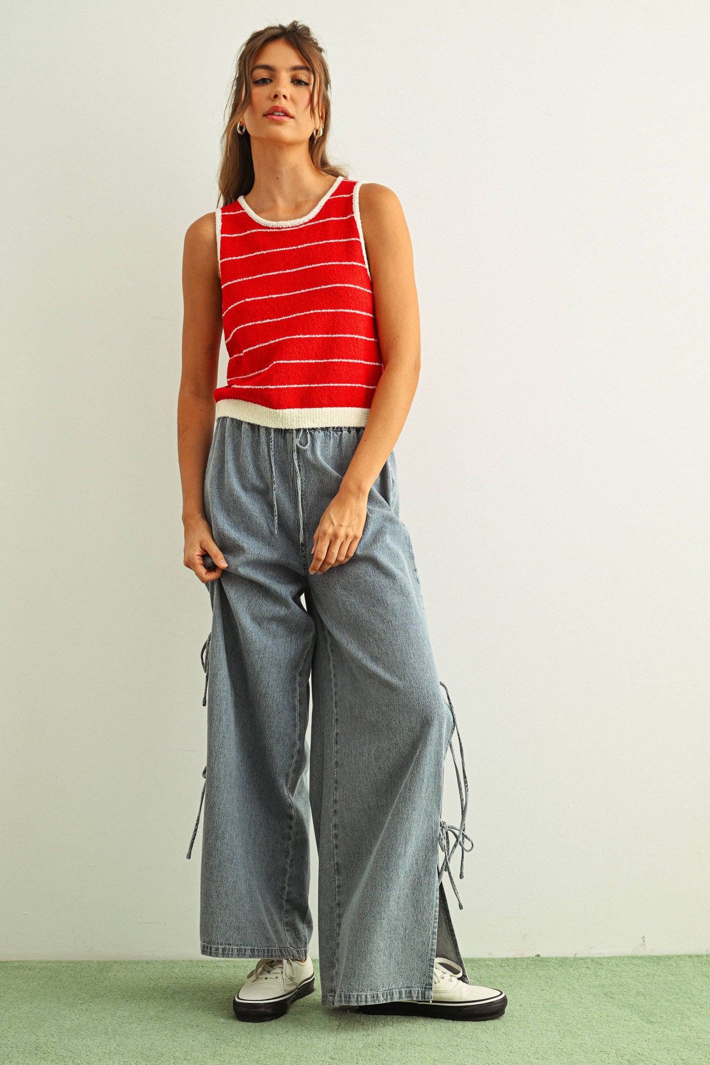 SLEEVELESS PINSTRIPED KNITTED TOP