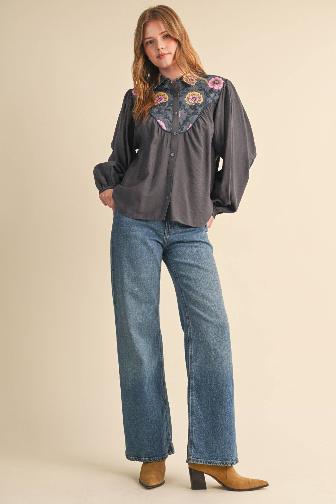YOKE BUTTON UP TOP