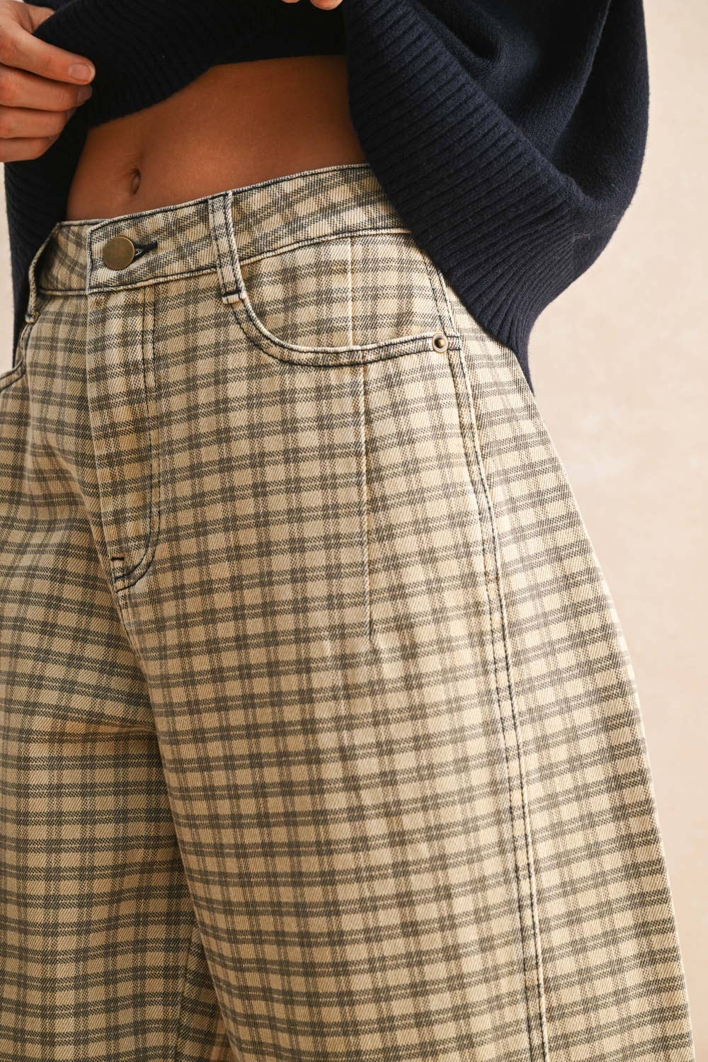 MINI CHECKER PATTERN BARREL PANT