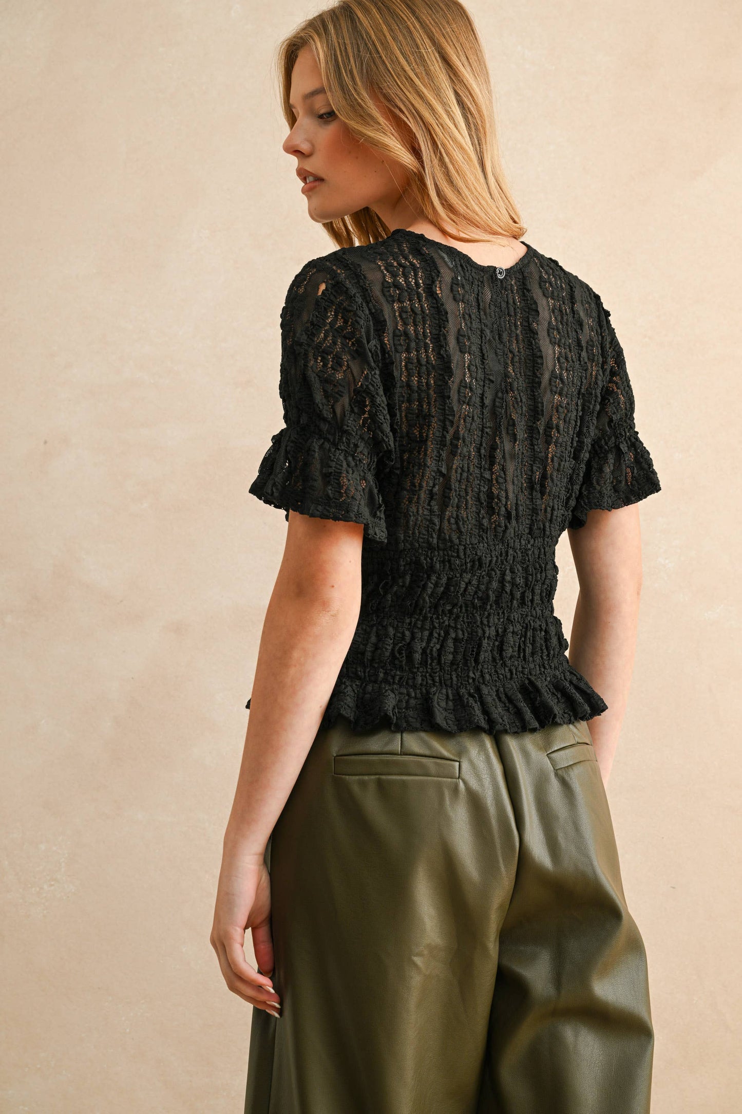 SHORT SLEEVE LACE BLOUSE