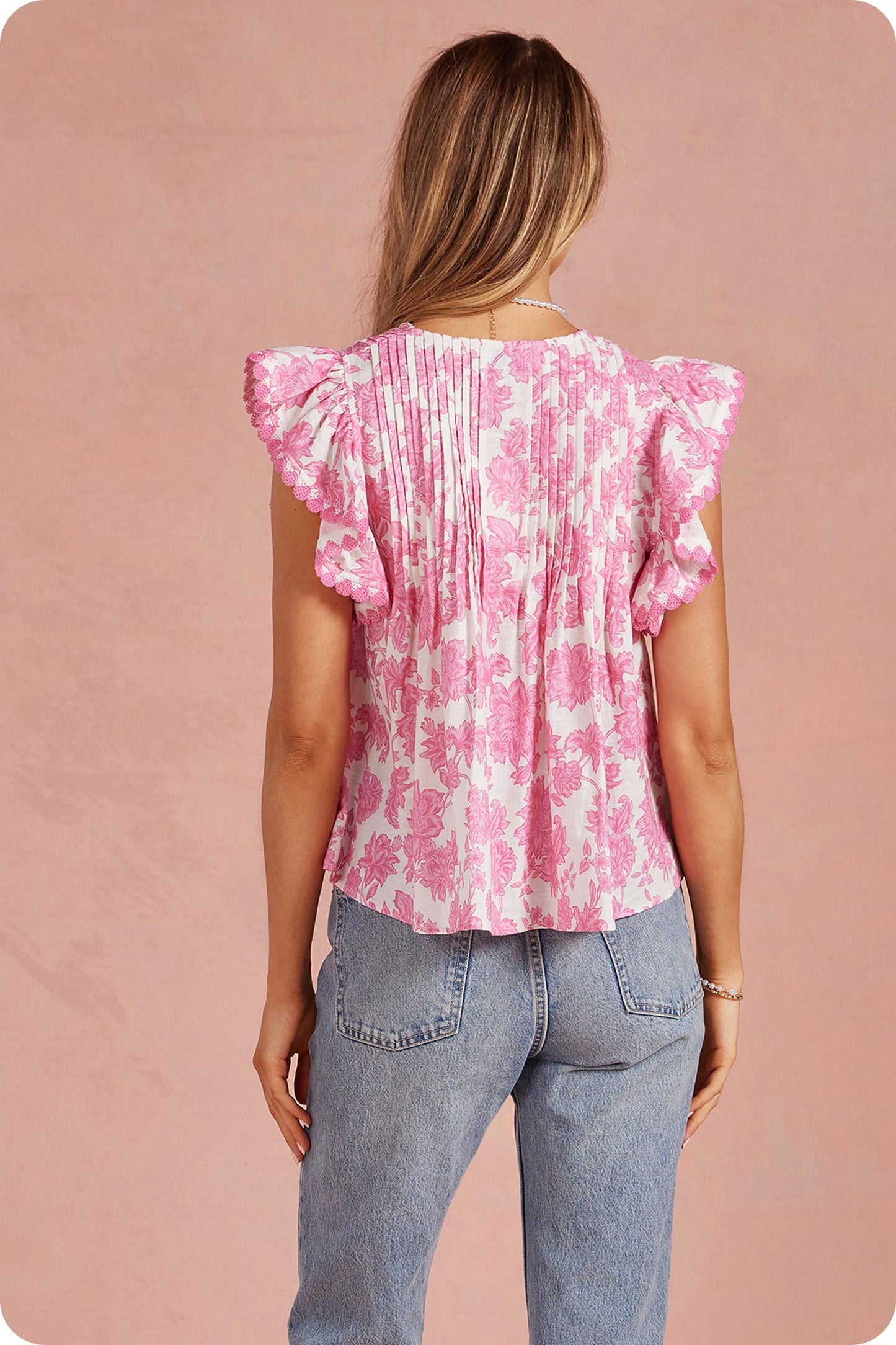 Botanical Garden Pintuck Detail Ruffle Sleeve Top