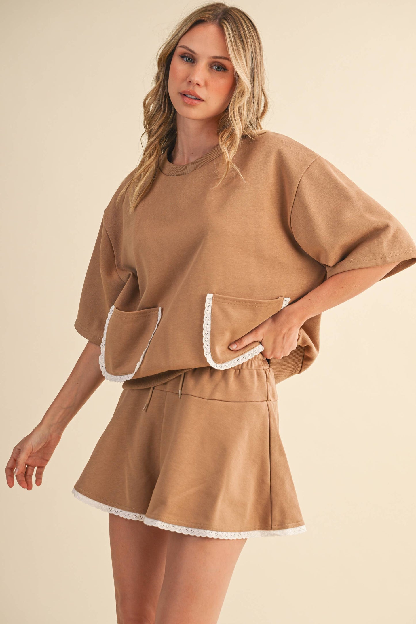 EYELET LACE DETAIL SET