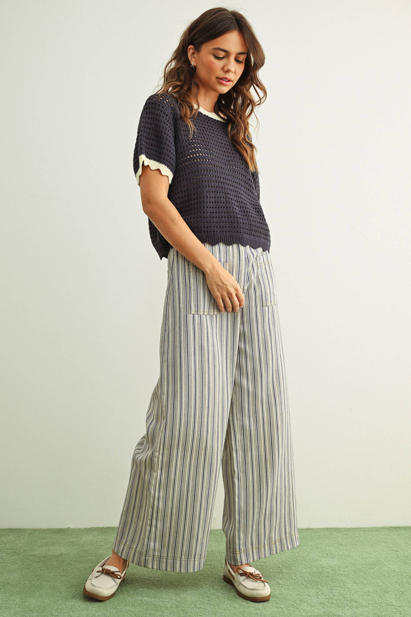 SCALLOPED DETAIL KNITTED TOP